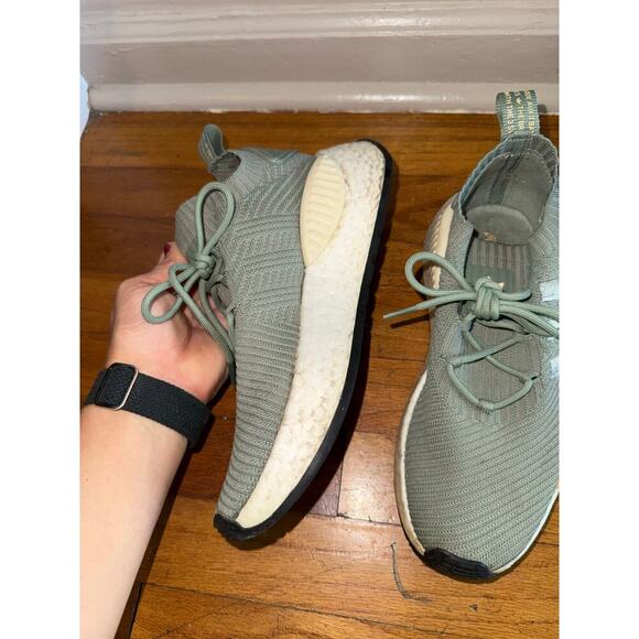 Adidas Originals NMD_R1 Silver Green Women's Running Sneaker IE9884 US8 - Picture 5 of 10